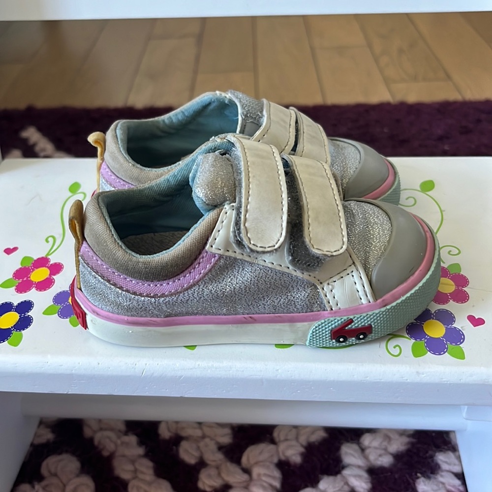 See Kai Run silver toddler sneakers size 5 in great condition